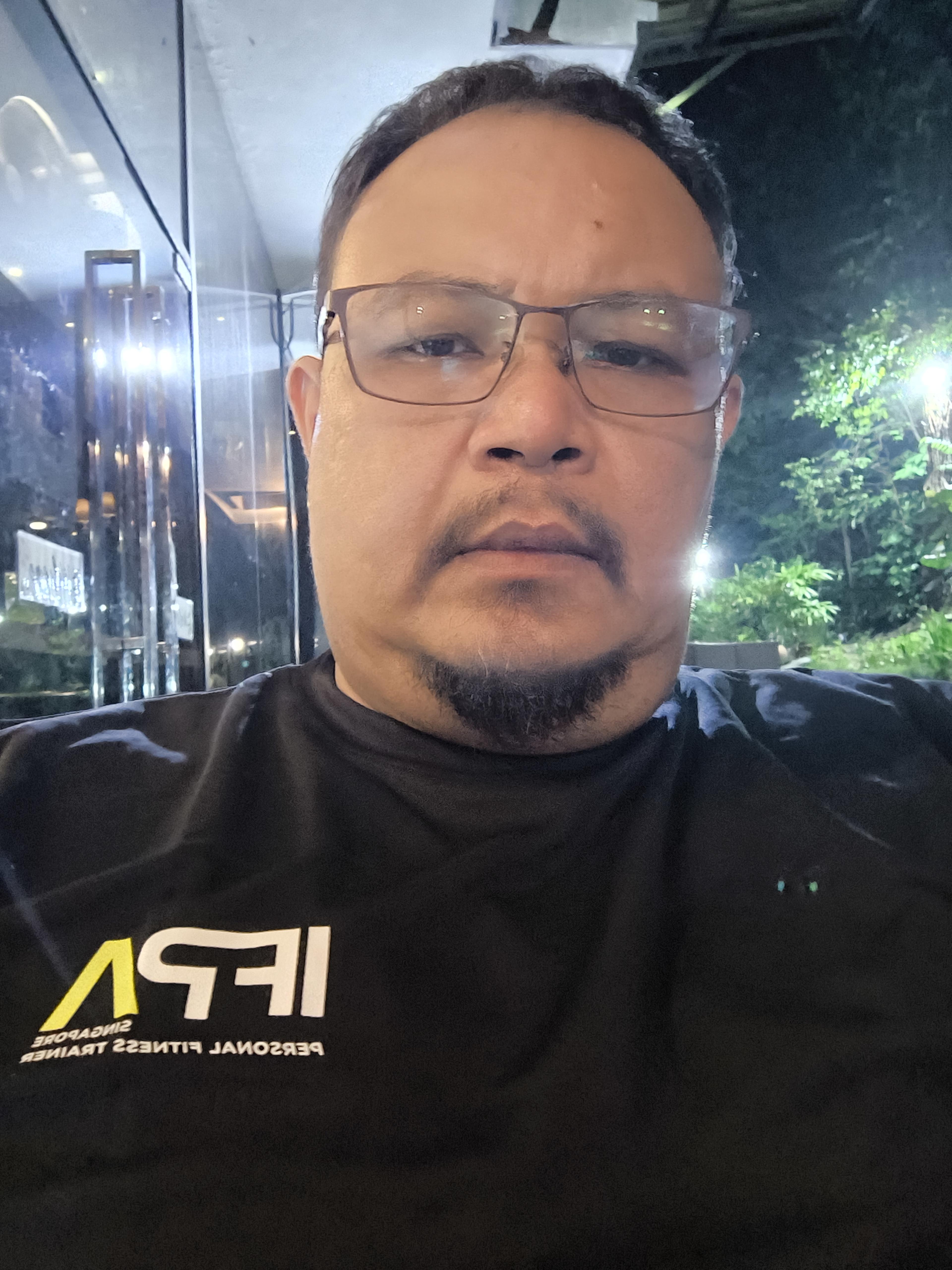 Mohd Faizal, personal trainer